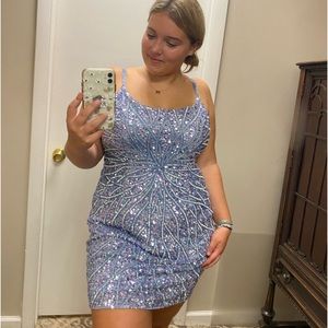 Lilac primavera dress..Size 14W (zip up and tie up back)